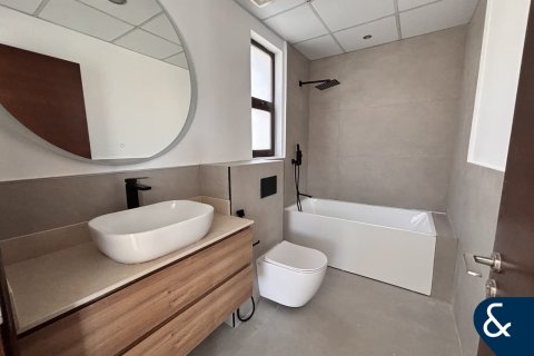 Villa in Mira, Reem, Dubai 3 bedrooms, 237 sq.m. № 98964 - photo 12