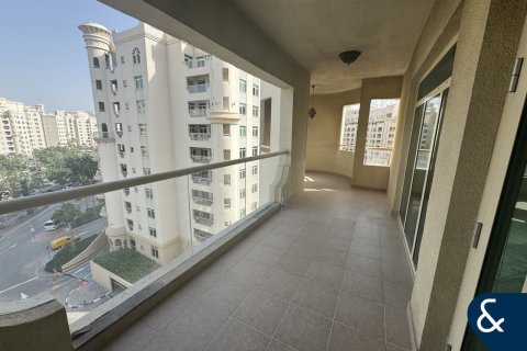 Apartment in Palm Jumeirah, Dubai 3 bedrooms, 201 sq.m. № 98965 - photo 11
