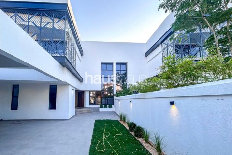 Villa à Umm Suqeim, Dubai, 4 chambres, 372 m², № 44621 - photo 2
