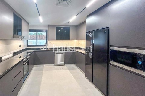 Villa à Umm Suqeim, Dubai, 4 chambres, 372 m², № 44621 - photo 7