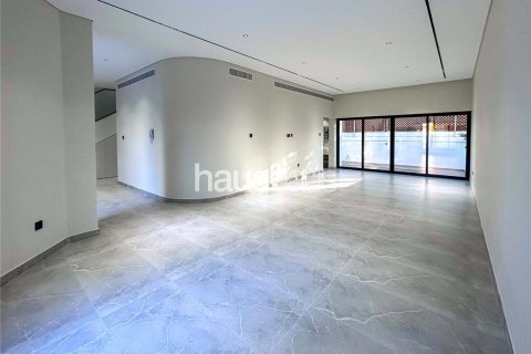 Villa à Umm Suqeim, Dubai, 4 chambres, 372 m², № 44621 - photo 3