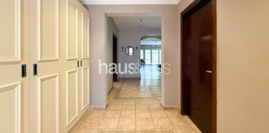 تاون هاوس في مجمع دبي للاستثمار, دبي 4 غرف نوم, 375 م² رقم 44634