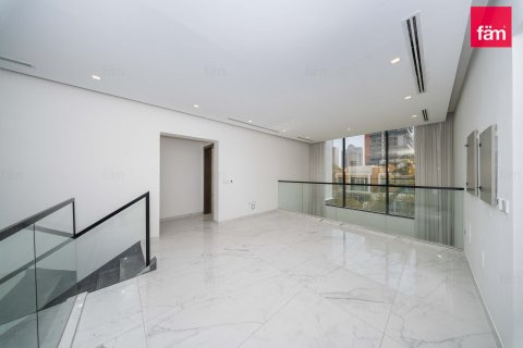 Villa in Al Furjan, Dubai 5 bedrooms, 600 sq.m. № 135078 - photo 25