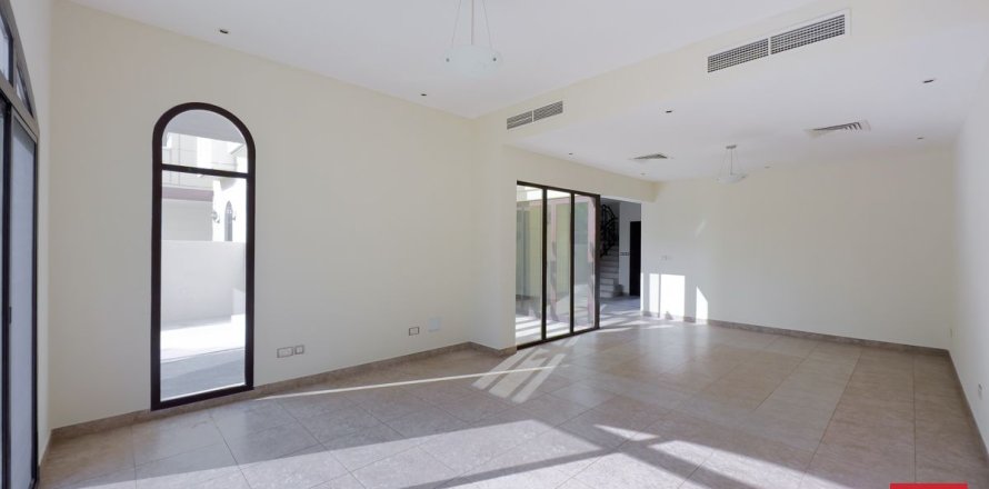 Maison de ville à Dubai, 4 chambres, 309.4 m², № 112397