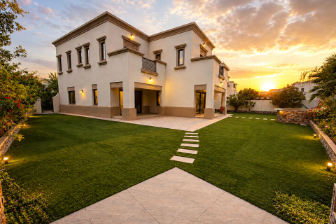 Вилла в Arabian Ranches 2, Дубай, 4 спальни, 684.14м², № 130149