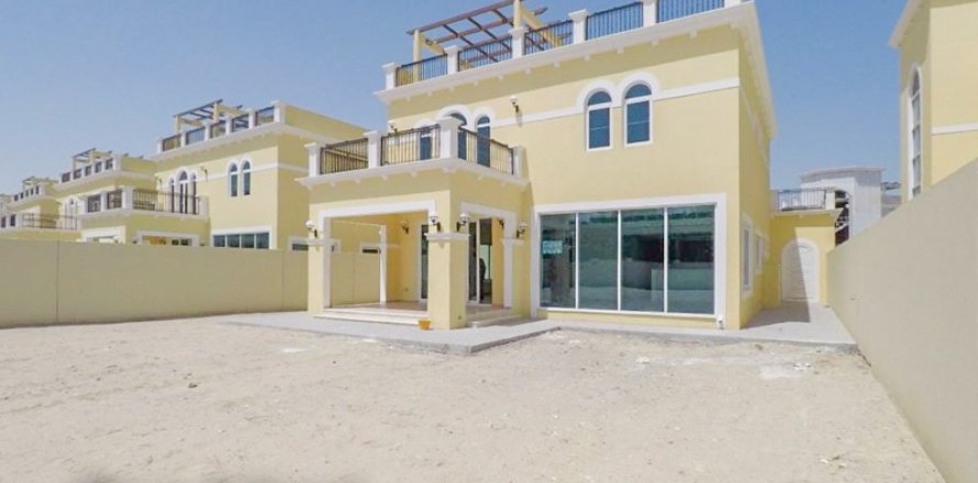 Villa en Jumeirah Park, Dubai, 4 dormitorios, № 1520