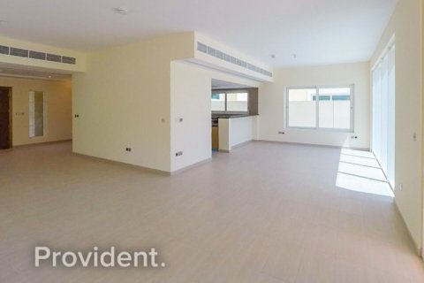 Villa en Jumeirah Park, Dubai, 4 dormitorios, № 1520 - foto 12
