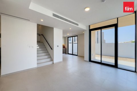 Villa in Dubai 4 bedrooms, 372.8 sq.m. № 55746 - photo 2
