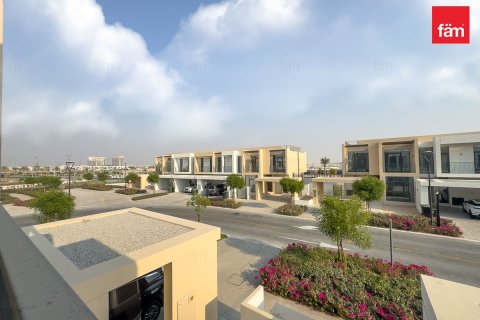 Villa in Dubai 4 bedrooms, 372.8 sq.m. № 55746 - photo 24