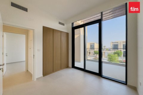 Villa in Dubai 4 bedrooms, 372.8 sq.m. № 55746 - photo 7