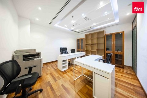 Oficina en Business Bay, Dubai, 181.3 m², № 55751 - foto 6