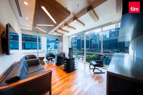 Oficina en Business Bay, Dubai, 181.3 m², № 55751 - foto 9