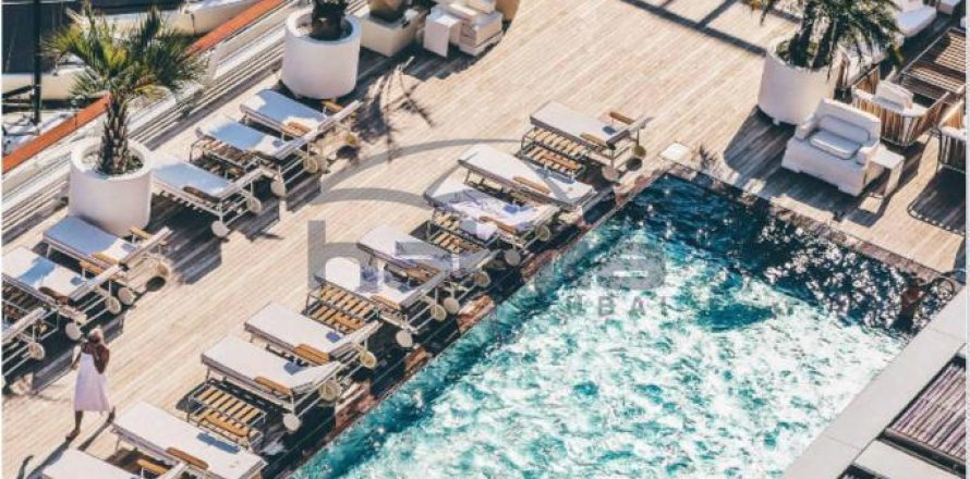Вилла в Damac Lagoons, Дубай, 4 спальни, 215.1м², № 7666
