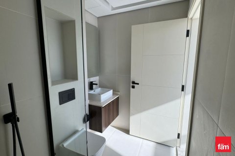 Apartment in Al Furjan, Dubai 1 bedroom, 77.2 sq.m. № 93645 - photo 4