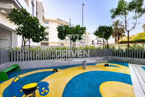Apartment in Al Wasl, Dubai 2 bedrooms, 125.98 sq.m. № 138605 - photo 8