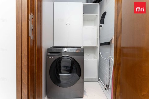 Apartment in Business Bay, Dubai 2 bedrooms, 126.2 sq.m. № 94737 - photo 18