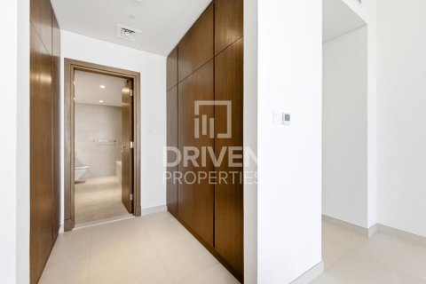Apartment in Al Wasl, Dubai 2 bedrooms, 147.25 sq.m. № 138624 - photo 12