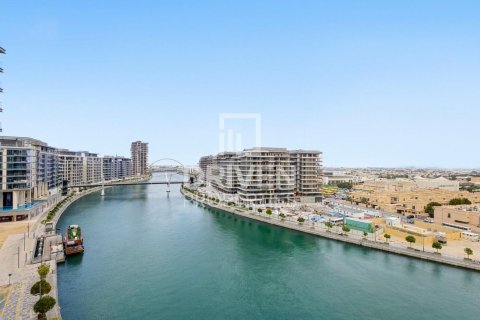 Apartment in Al Wasl, Dubai 2 bedrooms, 147.25 sq.m. № 138624 - photo 2
