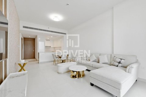 Apartment in Al Wasl, Dubai 2 bedrooms, 147.25 sq.m. № 138624 - photo 4