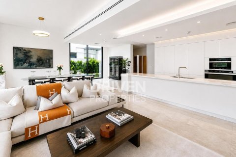 Villa à District One, Mohammed Bin Rashid City, Dubai, 4 chambres, 360.19 m², № 138619 - photo 2