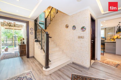 Villa in Jumeirah Park, Dubai 3 bedrooms, 679.9 sq.m. № 49930 - photo 14
