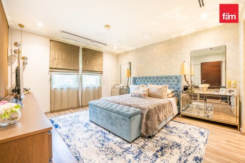 Villa in Jumeirah Park, Dubai 3 bedrooms, 679.9 sq.m. № 49930 - photo 17