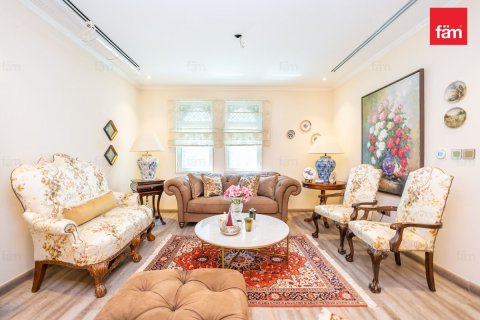 Villa in Jumeirah Park, Dubai 3 bedrooms, 679.9 sq.m. № 49930 - photo 28
