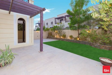 Townhouse in Dubai 4 bedrooms, 297.7 sq.m. № 49918 - photo 24