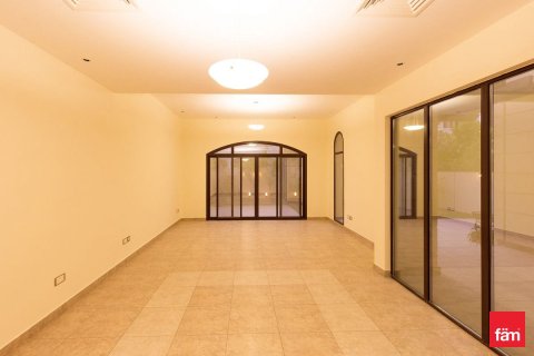 Townhouse in Dubai 4 bedrooms, 297.7 sq.m. № 49918 - photo 10