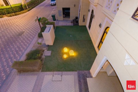 Townhouse in Dubai 4 bedrooms, 297.7 sq.m. № 49918 - photo 22