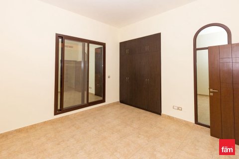 Townhouse in Dubai 4 bedrooms, 297.7 sq.m. № 49918 - photo 7