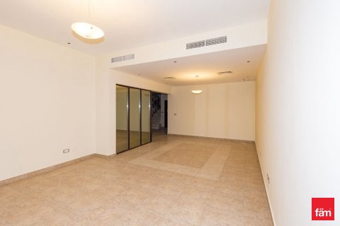 Townhouse in Dubai 4 bedrooms, 297.7 sq.m. № 49918 - photo 4