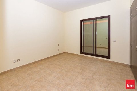 Townhouse in Dubai 4 bedrooms, 297.7 sq.m. № 49918 - photo 8