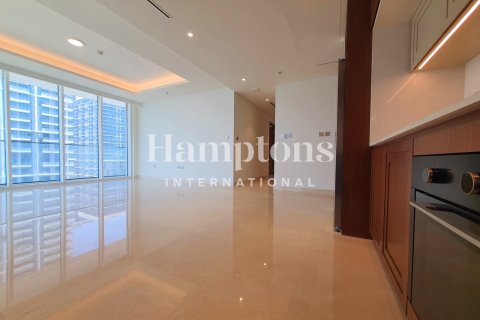 Apartment in Dubai Harbour, Dubai 3 bedrooms, 177.86929671 sq.m. № 113048 - photo 9