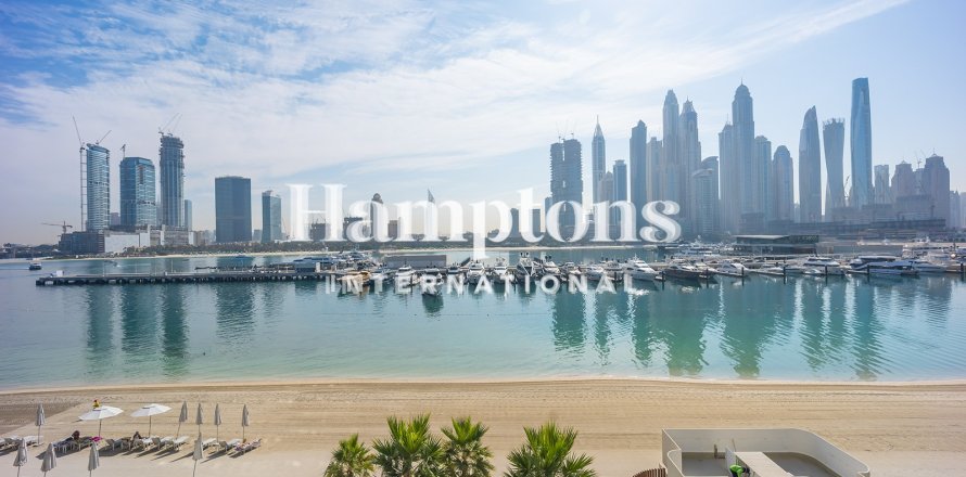 Apartment in Dubai Harbour, Dubai 3 bedrooms, 177.869 sq.m. № 113048