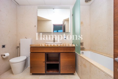 Apartment in Burj Khalifa, Dubai 2 bedrooms, 165.17967594 sq.m. № 113041 - photo 21