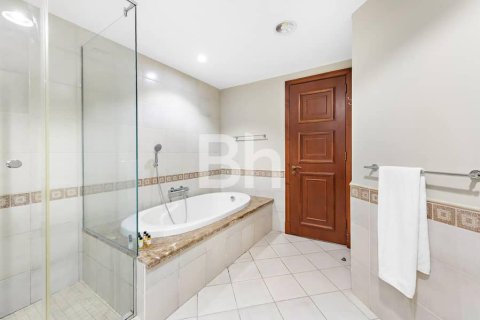 Apartment in Palm Jumeirah, Dubai 1 bedroom, 120 sq.m. № 21505 - photo 12