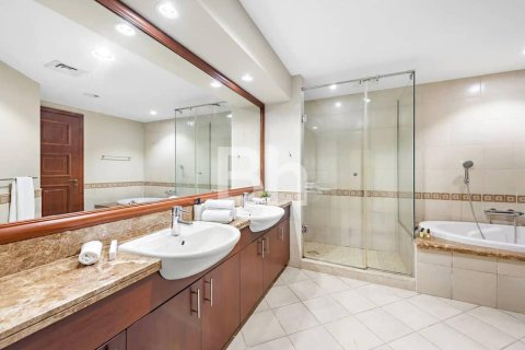 Apartment in Palm Jumeirah, Dubai 1 bedroom, 120 sq.m. № 21505 - photo 13