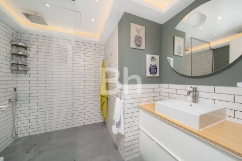 Penthouse in Jumeirah Lake Towers, Dubai 5 bedrooms, 333 sq.m. № 21504 - photo 15