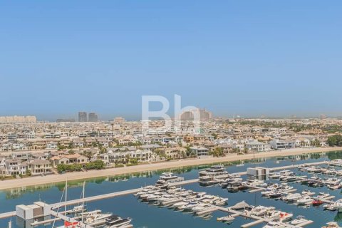 Apartment in Palm Jumeirah, Dubai 3 bedrooms, 212 sq.m. № 21503 - photo 15