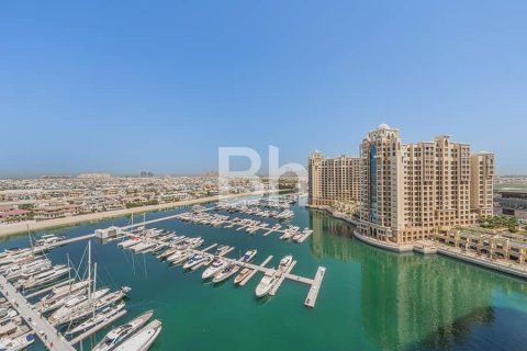 Apartment in Palm Jumeirah, Dubai 3 bedrooms, 212 sq.m. № 21503 - photo 17