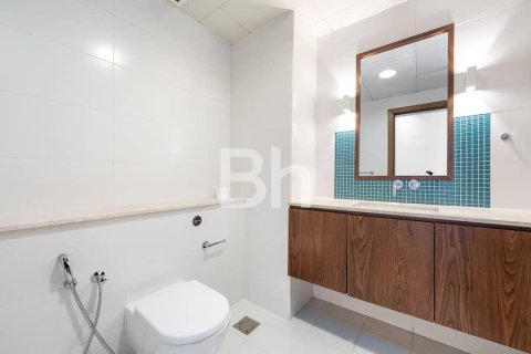 Apartment in Palm Jumeirah, Dubai 3 bedrooms, 212 sq.m. № 21503 - photo 9