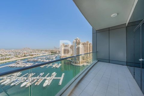 Apartment in Palm Jumeirah, Dubai 3 bedrooms, 212 sq.m. № 21503 - photo 3