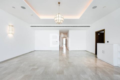Apartment in Palm Jumeirah, Dubai 3 bedrooms, 212 sq.m. № 21503 - photo 2