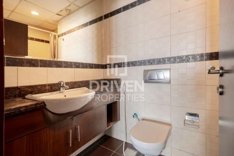 Apartment in Windsor Manor, Business Bay, Dubai 1 bedroom, 100.99 sq.m. № 135695 - photo 2
