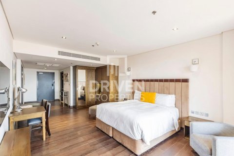 Apartment in The Crescent, Palm Jumeirah, Dubai studio, 55.93 sq.m. № 135723 - photo 8