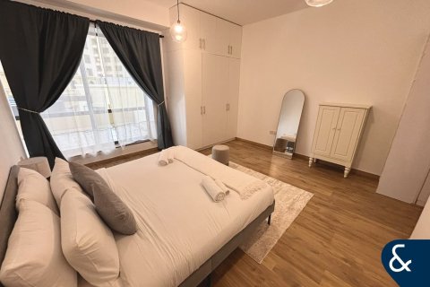 Apartment in Bahar, Jumeirah Beach Residence, Dubai 2 bedrooms, 101 sq.m. № 76444 - photo 8