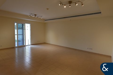 Villa in Arabian Ranches, Dubai 3 bedrooms, 272 sq.m. № 76447 - photo 4
