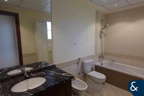 Villa in Arabian Ranches, Dubai 3 bedrooms, 272 sq.m. № 76447 - photo 10