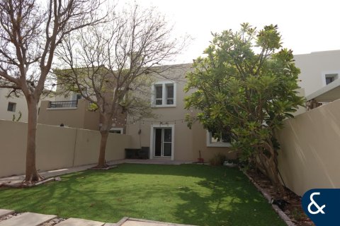 Villa in Arabian Ranches, Dubai 3 bedrooms, 272 sq.m. № 76447 - photo 1